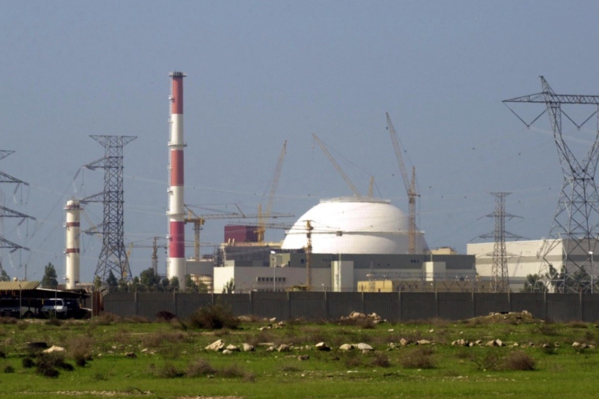 Μόσχα και Τεχεράνη υπογράφουν συμφωνίες για κατασκευή νέων πυρηνικών μονάδων στο Ιράν