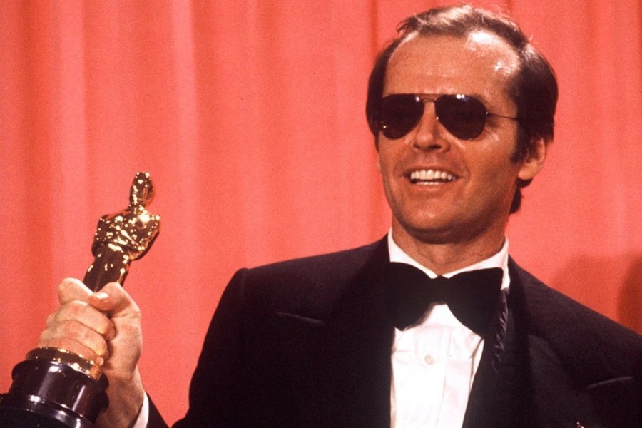 Όταν ο Τζακ Νίκολσον έμαθε πως η αδερφή του ήταν στην πραγματικότητα η μητέρα του κατά τη διάρκεια μιας συνέντευξης