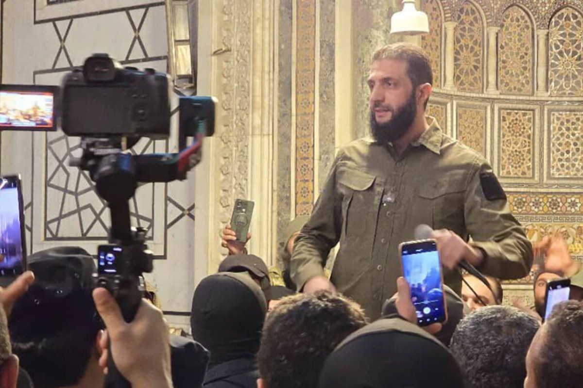 Συρία: Ο ισλαμιστής αρχηγός των ανταρτών Αμπού Μοχάμεντ αλ Τζολάνι έφτασε στη Δαμασκό