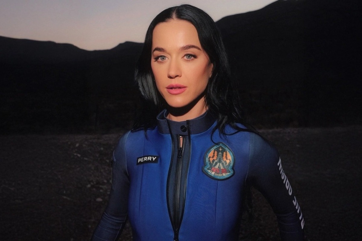Katy Perry: Θα ταξιδέψει σήμερα στο διάστημα με τη μνηστή του Μπέζος και άλλες 4 γυναίκες