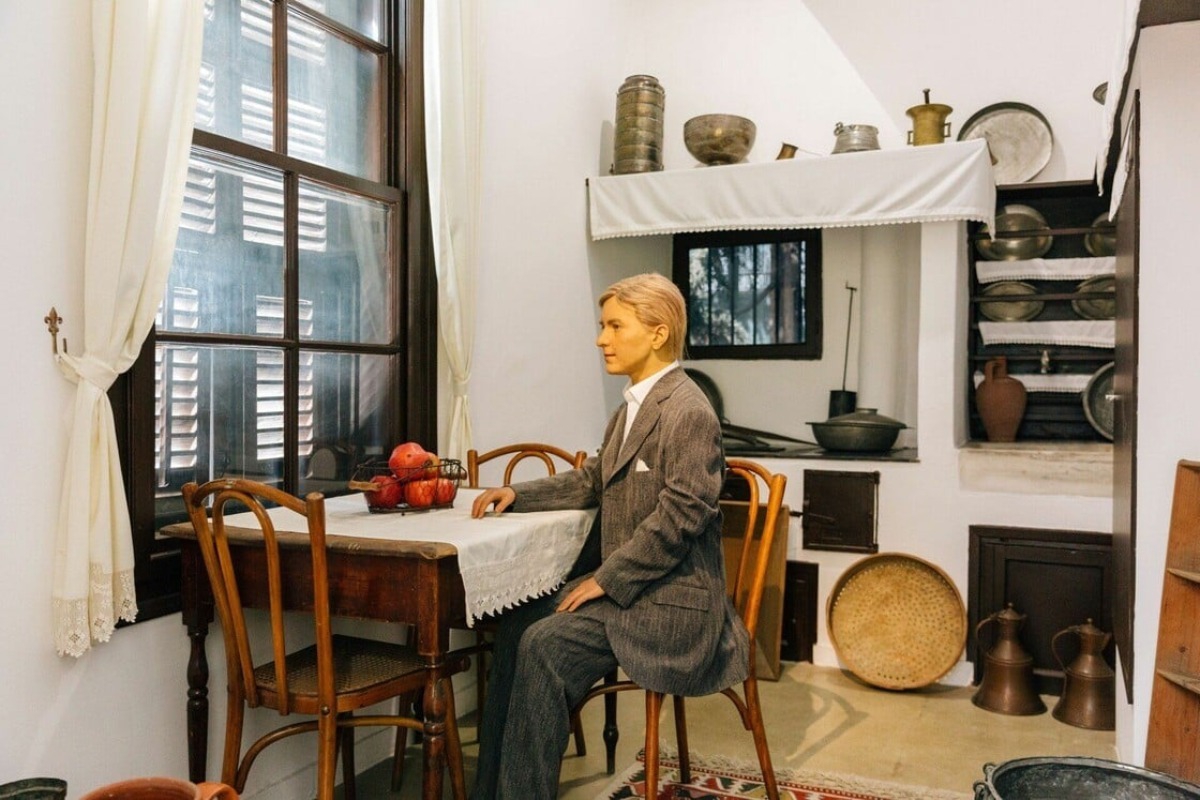 Ανοιξε ξανά για το κοινό το ανακαινισμένο σπίτι του Κεμάλ Ατατούρκ στη Θεσσαλονίκη - Εγκαινιάστηκε το σπίτι του Κεμάλ Ατατούρκ ανήμερα της 87ης επετείου του θανάτου του και έπειτα από μήνες εργασιών είναι προσβάσιμο σε επισκέπτες