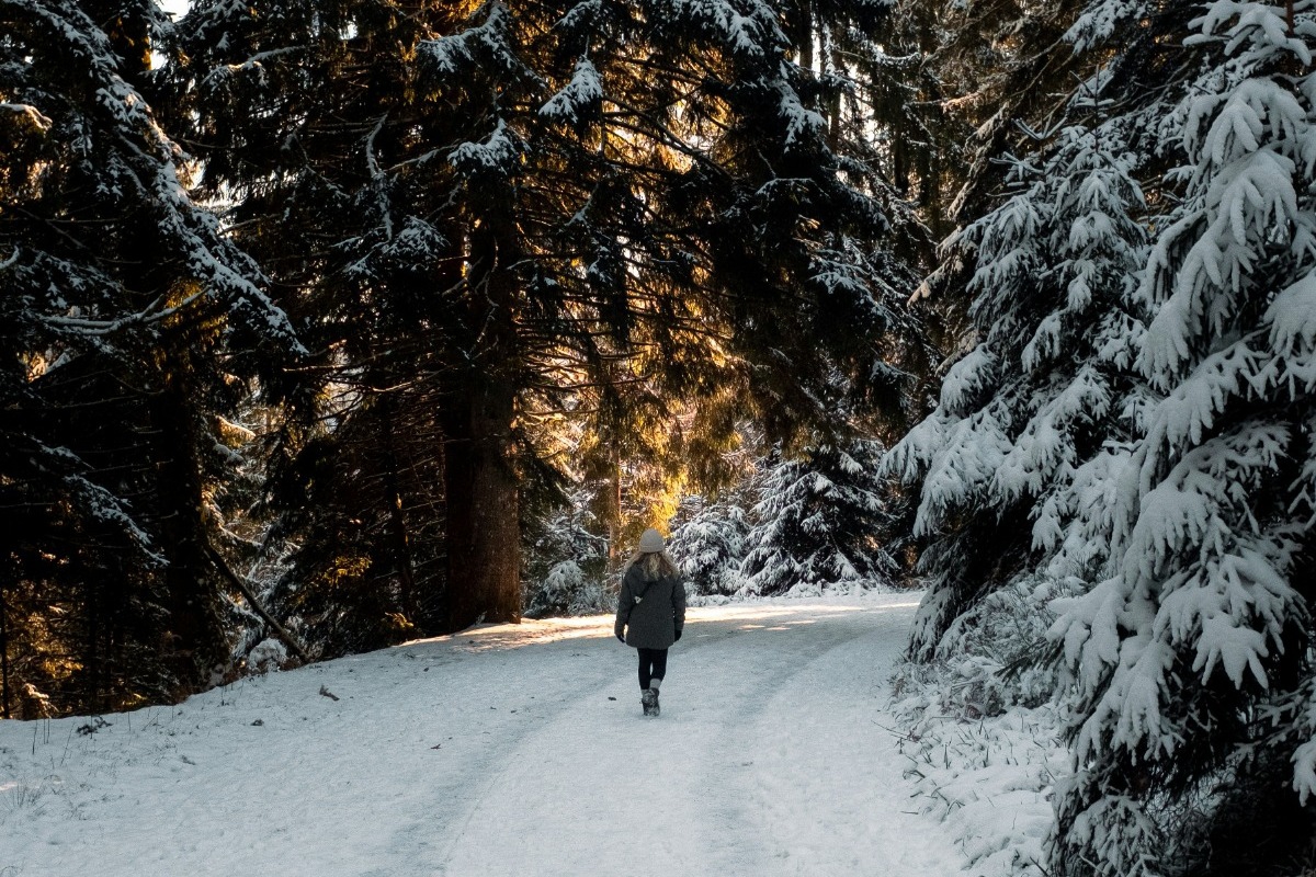 Ζώδια Εβδομάδας: Ένταση, παιχνίδι και ανατροπές που σε «ψήνουν»