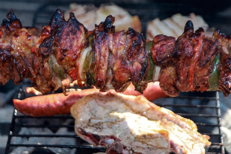 Taste Atlas: Το διάσημο πιάτο που έφερε την ελληνική κουζίνα στη 2η θέση παγκοσμίως