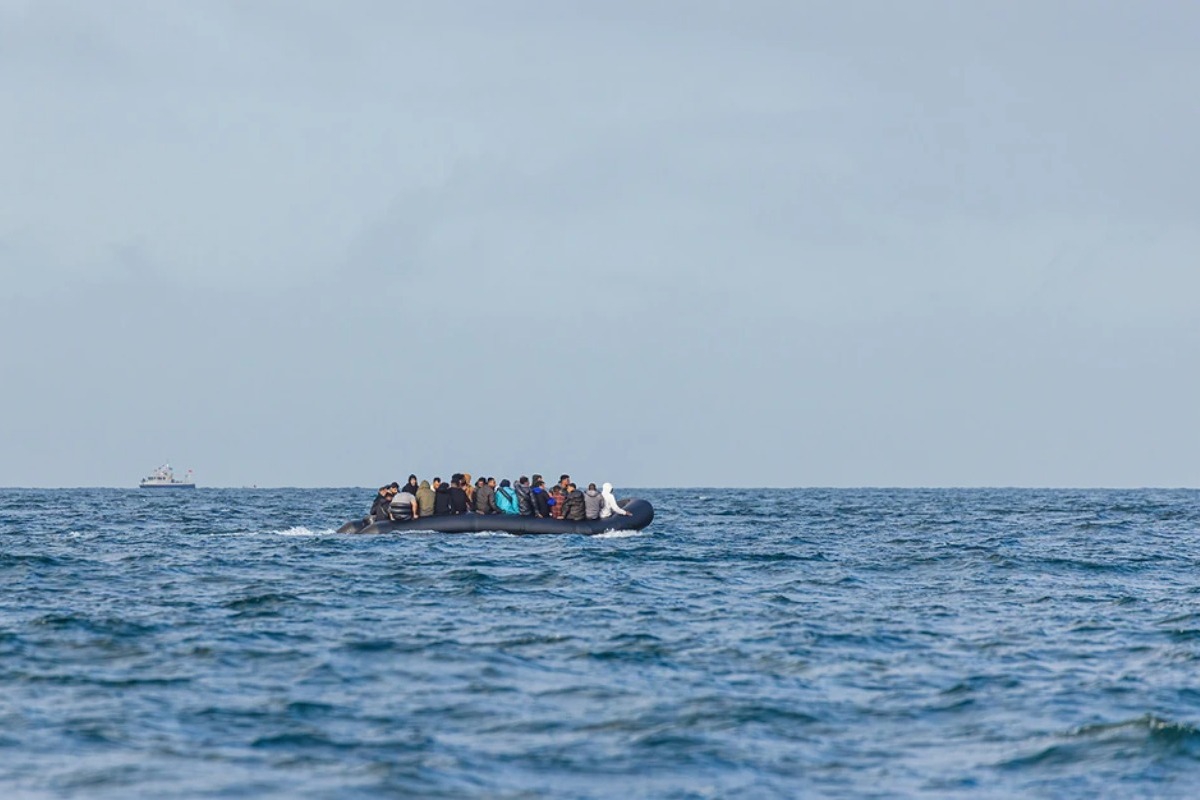 Τραγωδία με 3 νεκρούς ανοικτά της Γαύδου: Βίντεο ντοκουμέντο, φωνάζουν «βοήθεια» πάνω στη βάρκα - Νέο περιστατικό με μετανάστες στα νότια παράλια του Ηρακλείου, καταγράφεται τις τελευταίες ώρες
