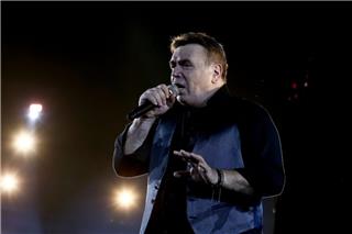 Μανώλης Λιδάκης: Σπαράζει καρδιές το «αντίο» της Χαρούλας Αλεξίου ‑ «Όχι Μανώλη μου τόσο νέος»