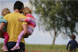 Ανοίγει η πλατφόρμα για το επίδομα παιδιού