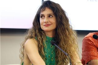 Μαρίνα Καλογήρου: «Πόσοι είναι οι παιδεραστές ανάμεσά μας;»
