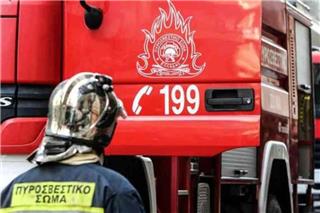 Φωτιά στην Παλαιά Φώκαια: Απανωτά μηνύματα 112 και καμένα σπίτια