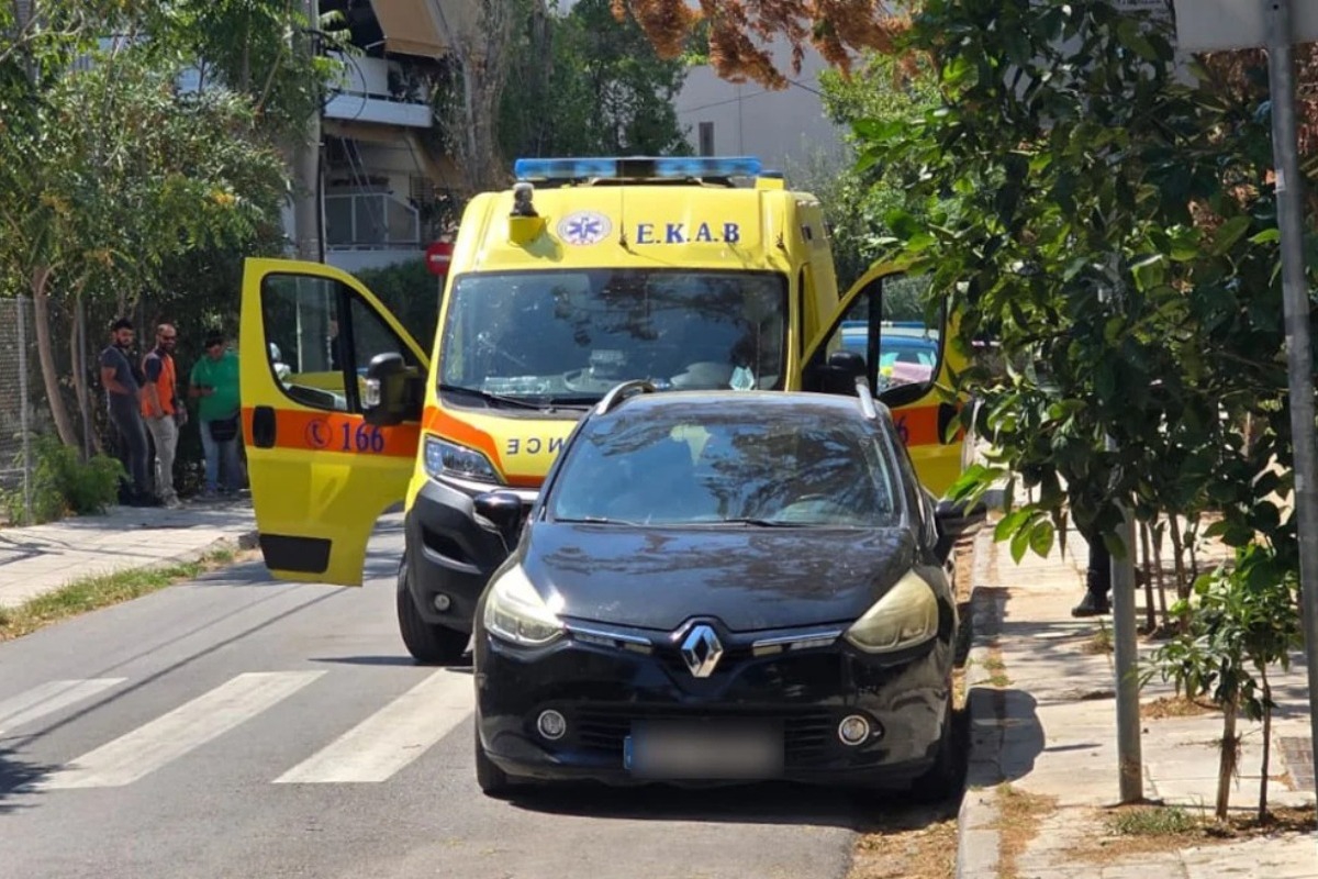 Αγρια δολοφονία 47χρονης στο Χαλάνδρι ‑ Την σκότωσε ο σύντροφός της στην είσοδο πολυκατοικίας