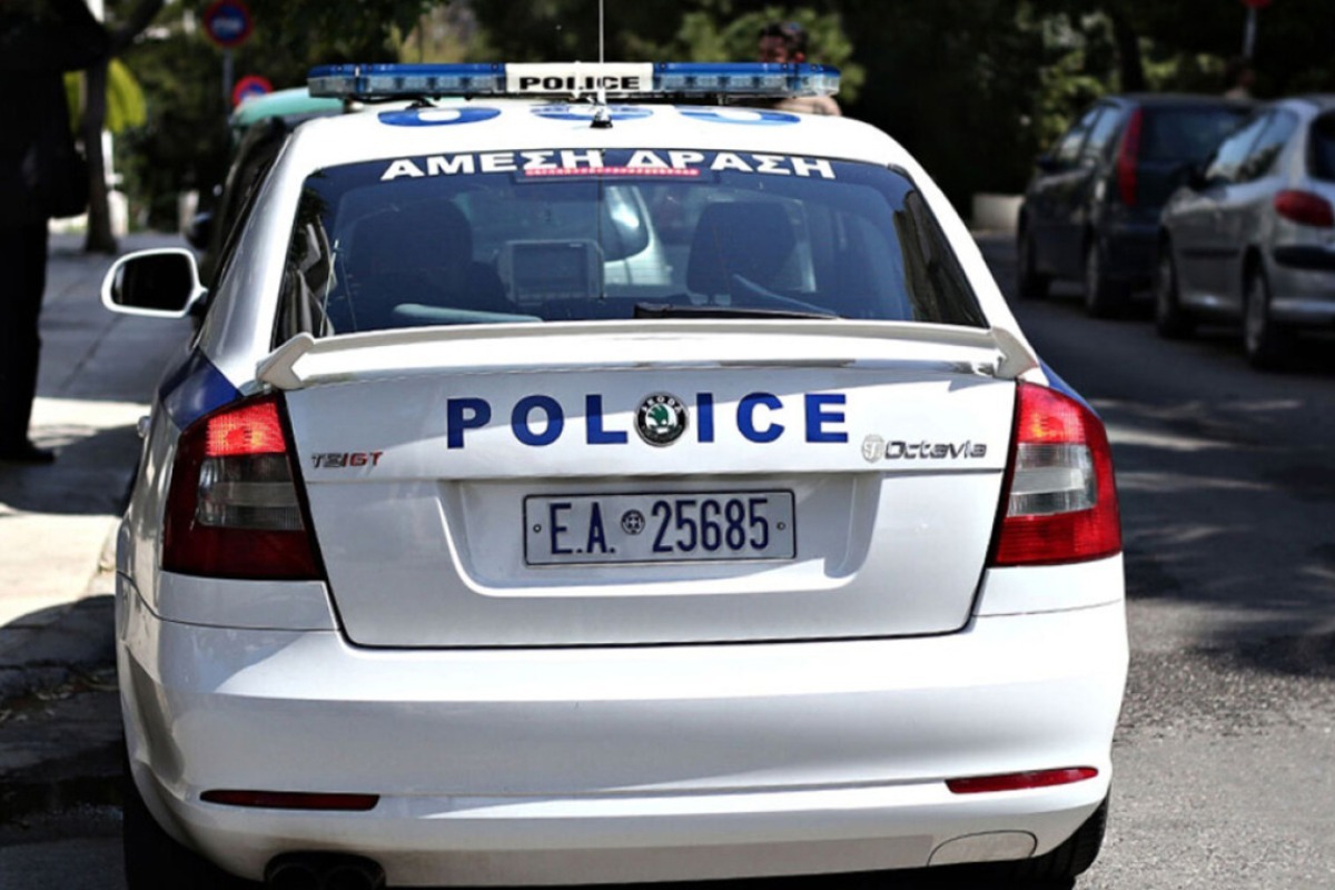 «Κορίτσια τα κινητά σας με τον καλό ή τον άσχημο τρόπο»: 16χρονος με κουζινομάχαιρο λήστεψε 12χρονες στο Νέο Ηράκλειο