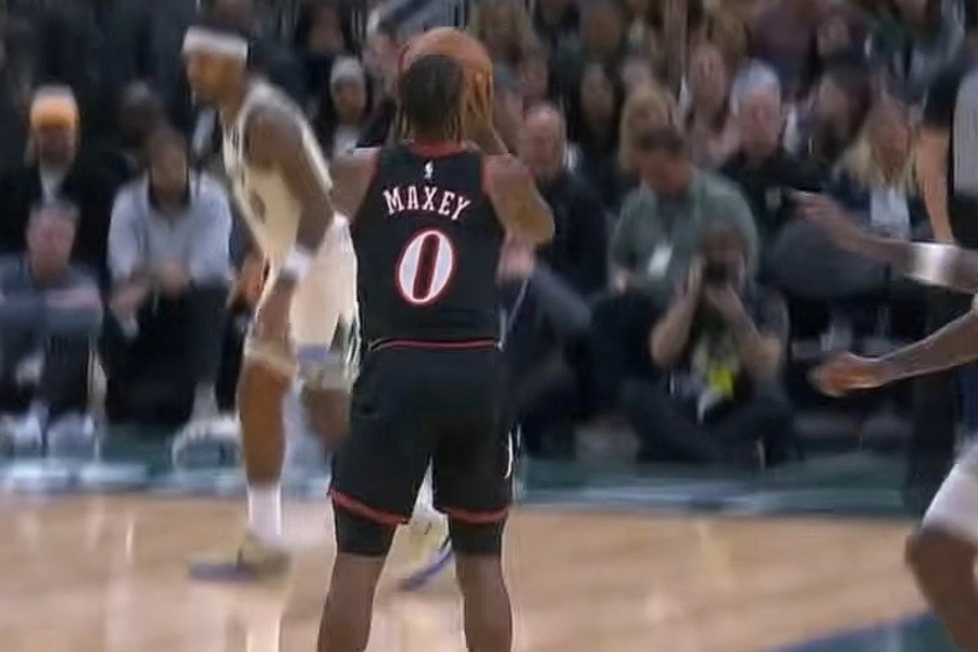 ΝΒΑ: Έλειπε ο Αντετοκούνμπο και... χόρευαν οι Σίξερς