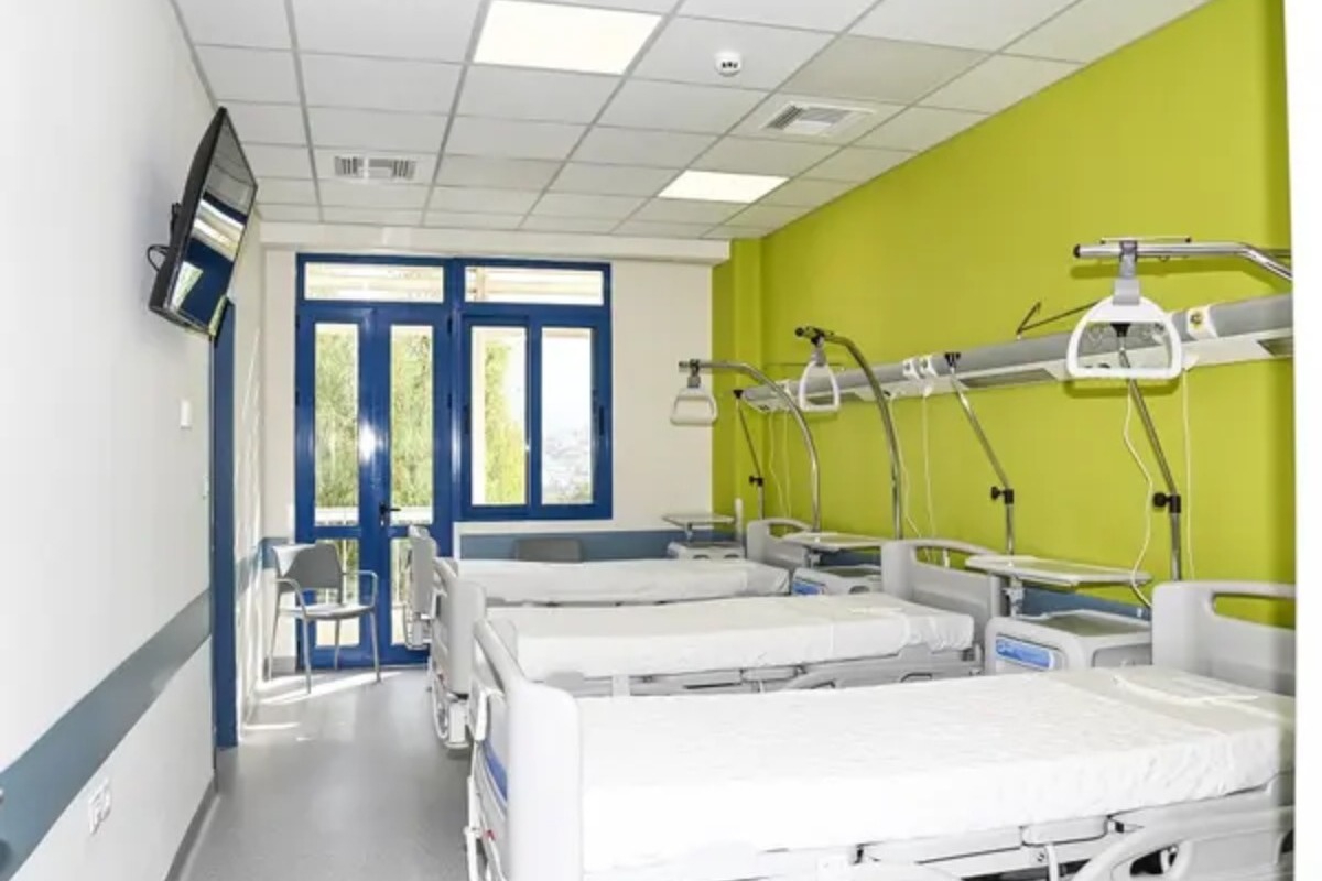 Πάτρα: Η 14χρονη από την Κεφαλονιά αποσωληνώθηκε και ζήτησε να αγκαλιάσει τους γιατρούς της
