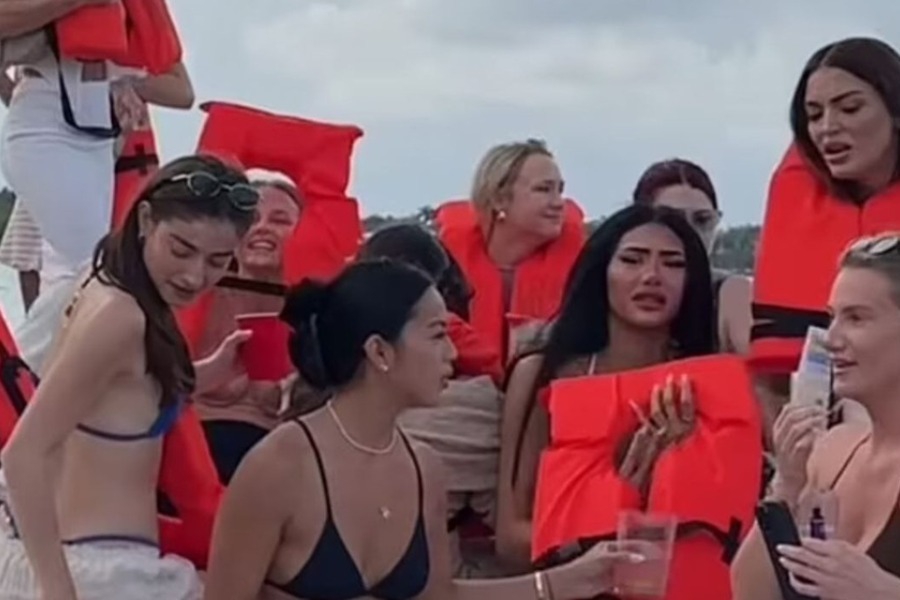 Χαμός στο Μαϊάμι: Πανάκριβο γιοτ γεμάτο με influencers βούλιαξε από το πολύ… κέφι