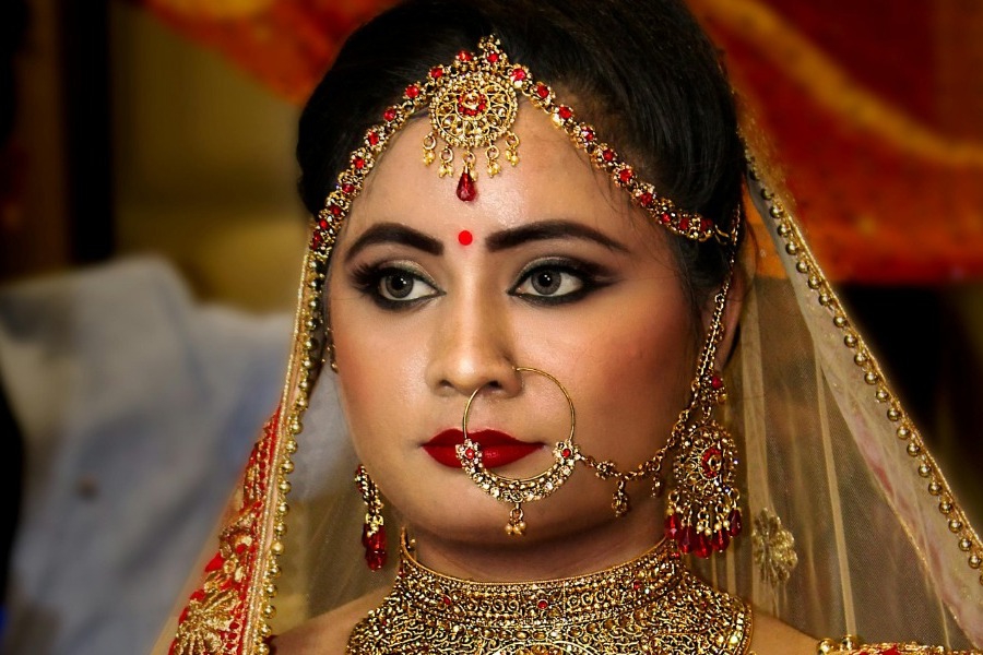 «Sindoor»: Η κόκκινη κουκίδα που έγινε πολεμική δήλωση