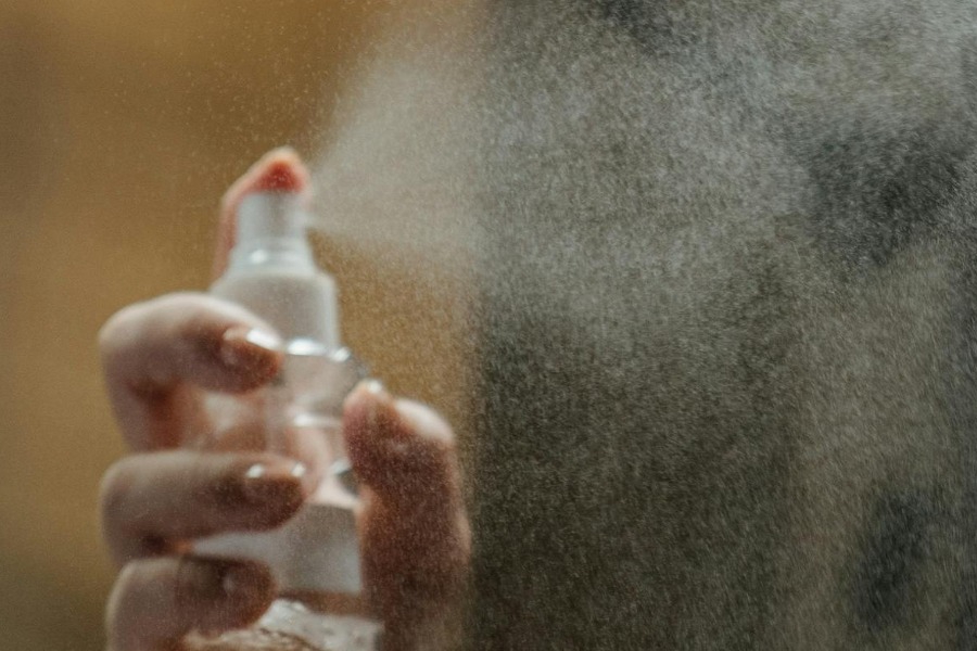 Τι είναι καλύτερο, το σπρέι ή το roll on για τον ιδρώτα;