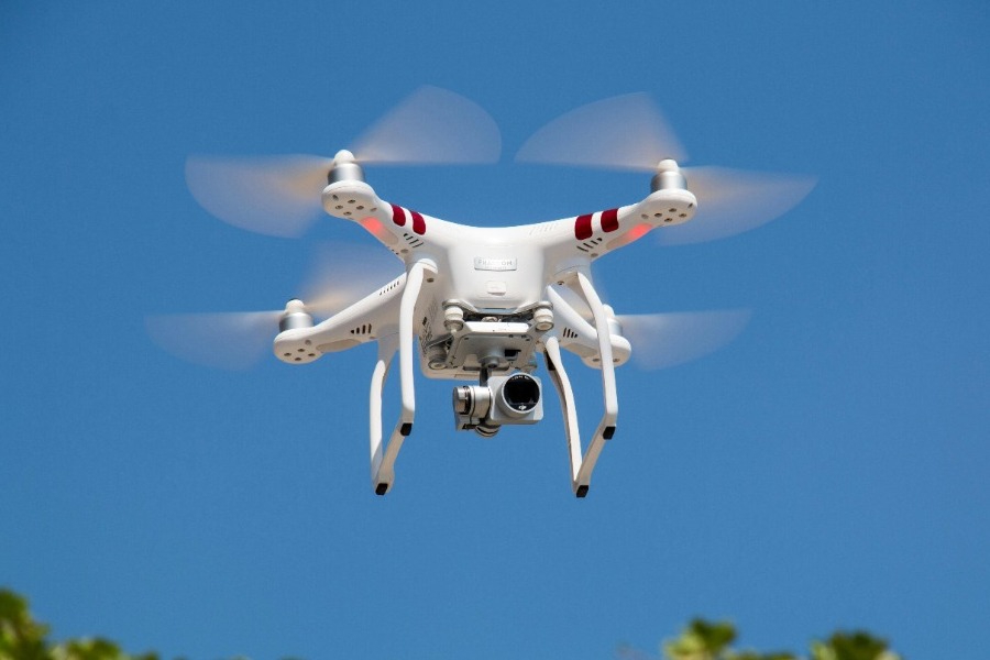 Γιατί τα πολεμικά drones στη Βρετανία κυνηγούν ακόμα πρόβατα αντί για εχθρούς;