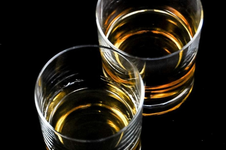 Τουλάχιστον επτά νεκροί μετά την κατανάλωση νοθευμένου αλκοόλ στη Ρωσία