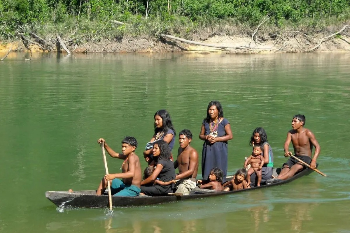 Υπάρχει μια γλώσσα στον Αμαζόνιο που δεν έχει λέξεις για το «χθες» και το «αύριο»: Όσοι τη μιλούν ζουν μόνο το παρόν