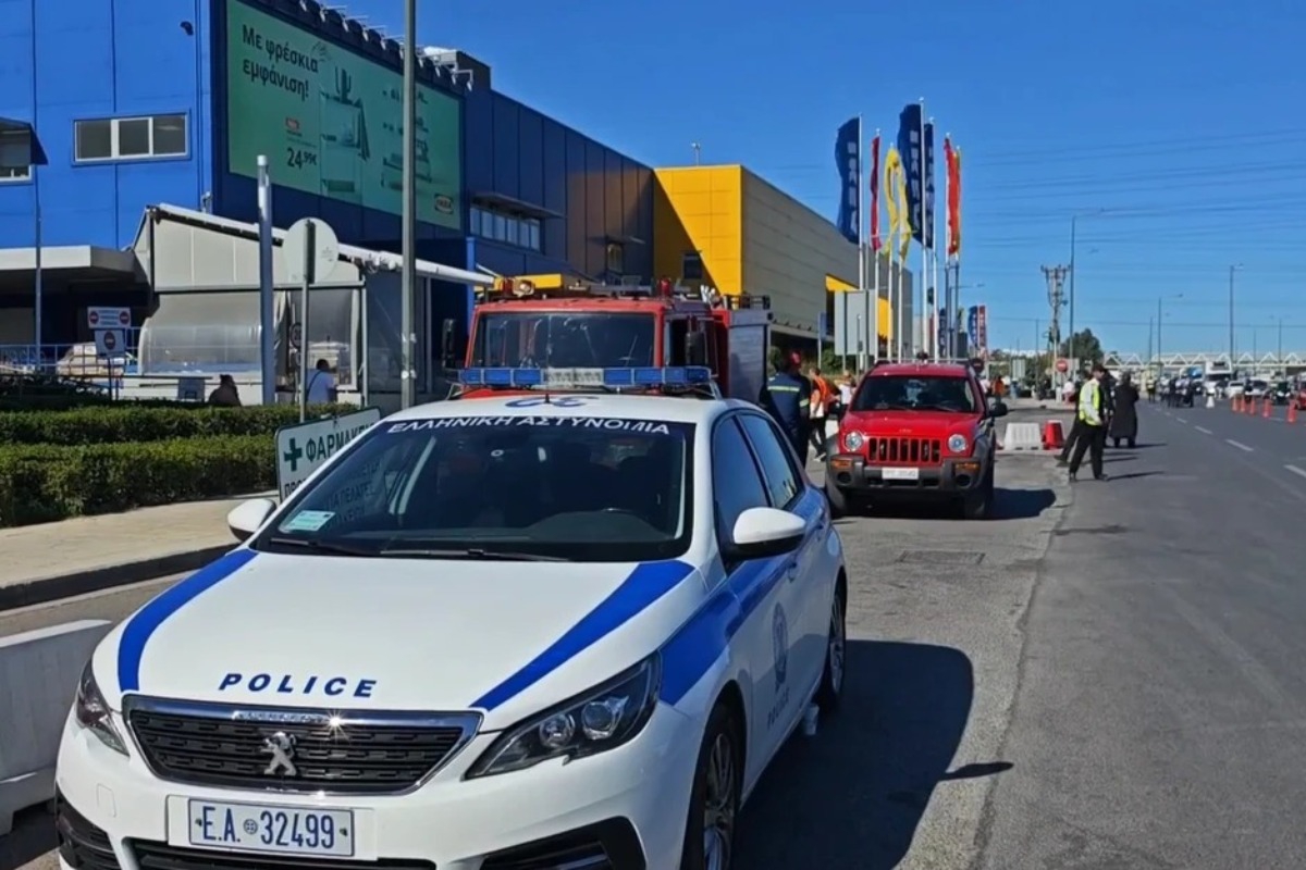 Εκκενώνεται το εμπορικό κέντρο River West μετά από τηλεφώνημα για βόμβα