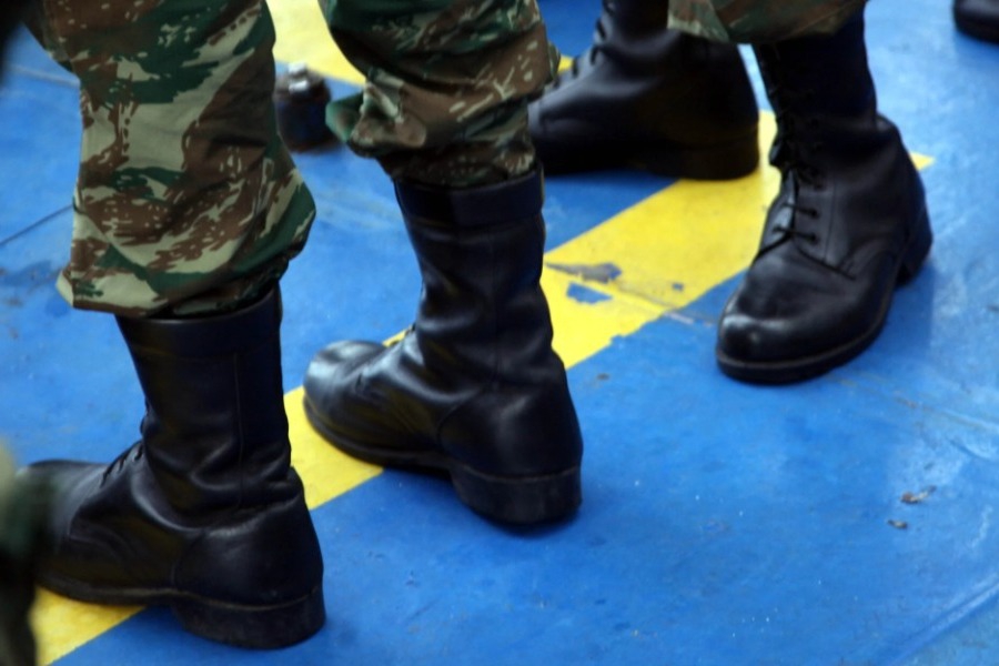 «Η χειροβομβίδα δεν εξερράγη στα χέρια του Ραφαήλ»: Εξελίξεις με τον νεκρό 19χρονο ΕΠΟΠ στη Ρόδο