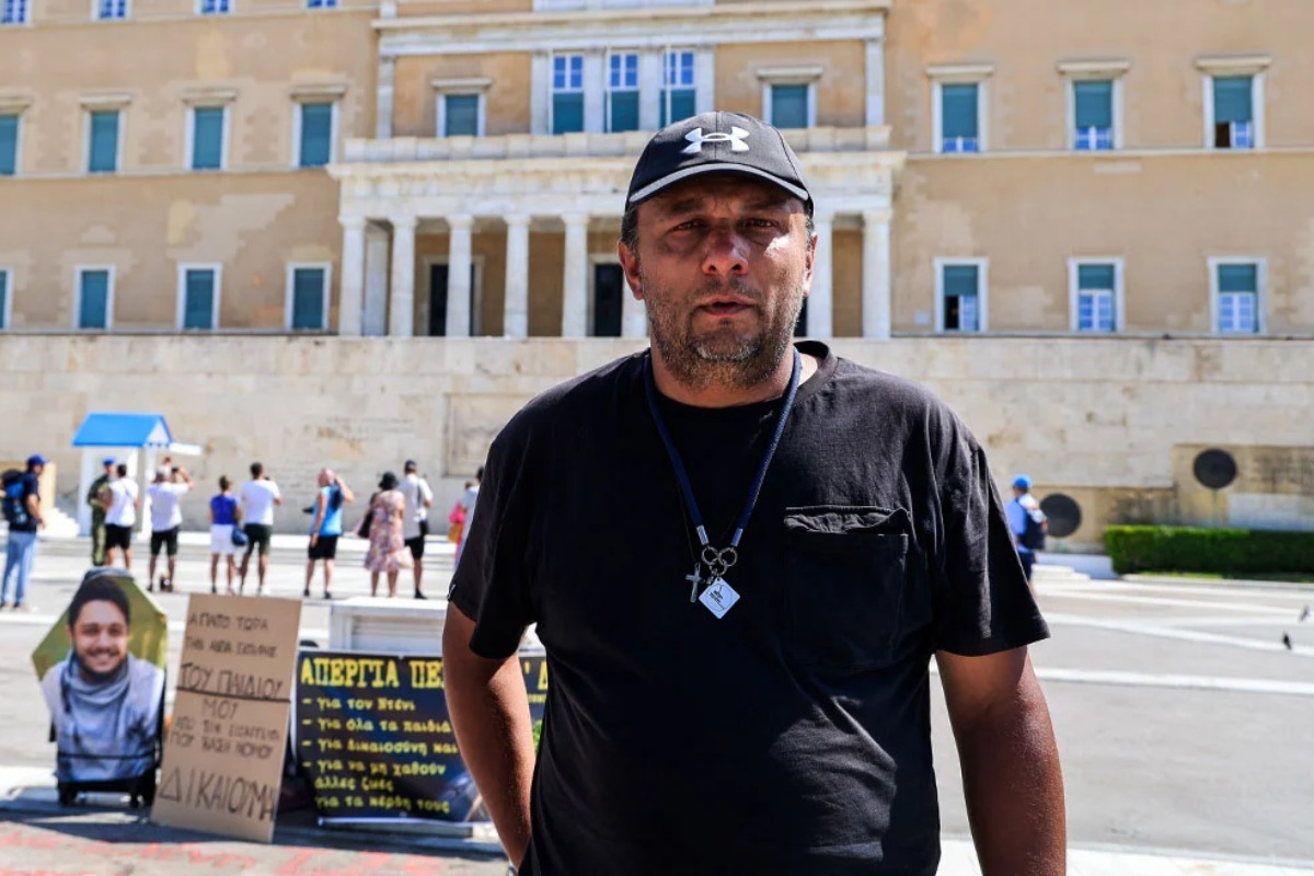Ο δικηγορικός κόσμος ζητά να εξετάσει η Δικαιοσύνη το αίτημα εκταφής της σορού του γιου του Ρούτσι