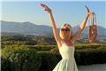 Claudia Schiffer: Έγινε 55 ετών και το γιορτάζει στην Ελλάδα