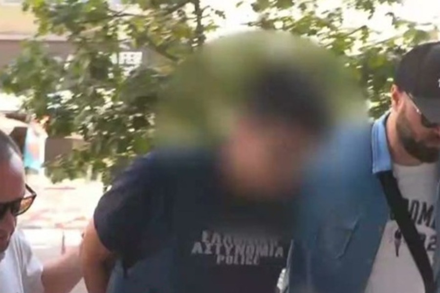 Αδελφοκτονία στη Θεσσαλονίκη: Τι είπε στην κατάθεσή του ο 50χρονος που σκότωσε την 59χρονη