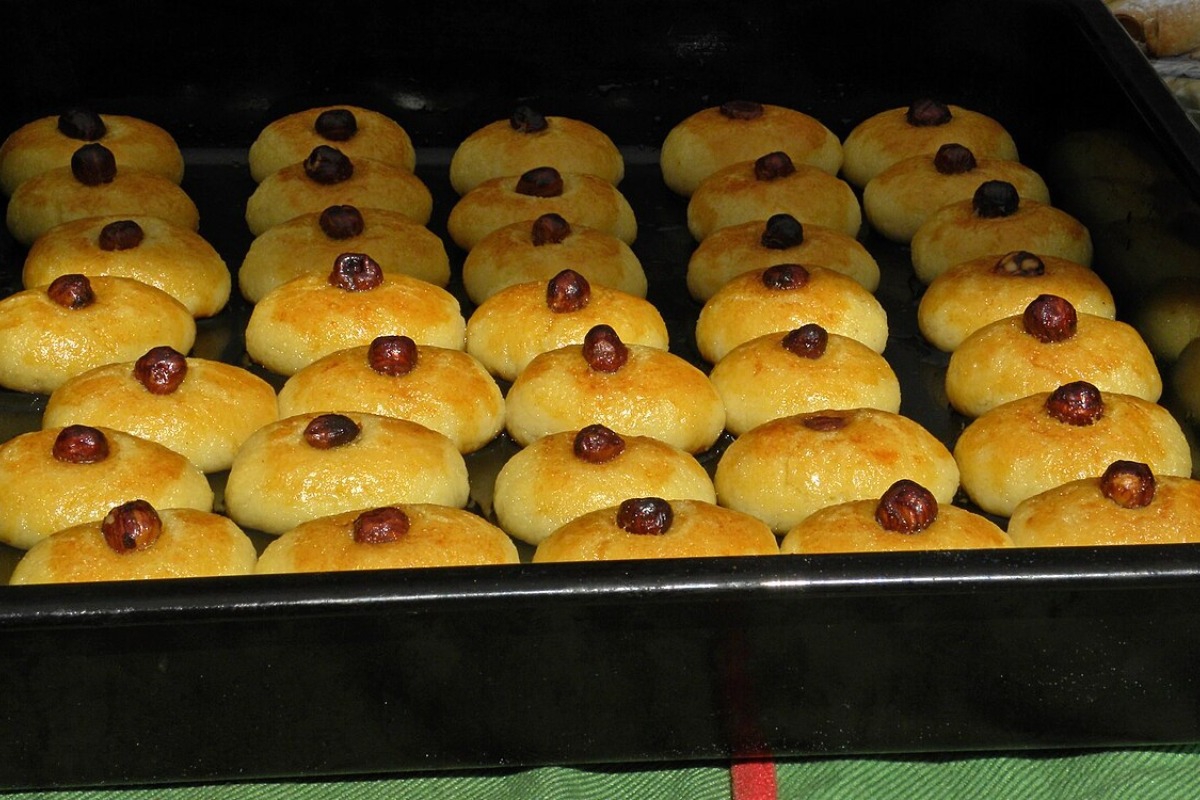 Σεκέρ Παρέ: Πως να φτιάξεις τέλεια τον «σιροπιαστό κουραμπιέ»