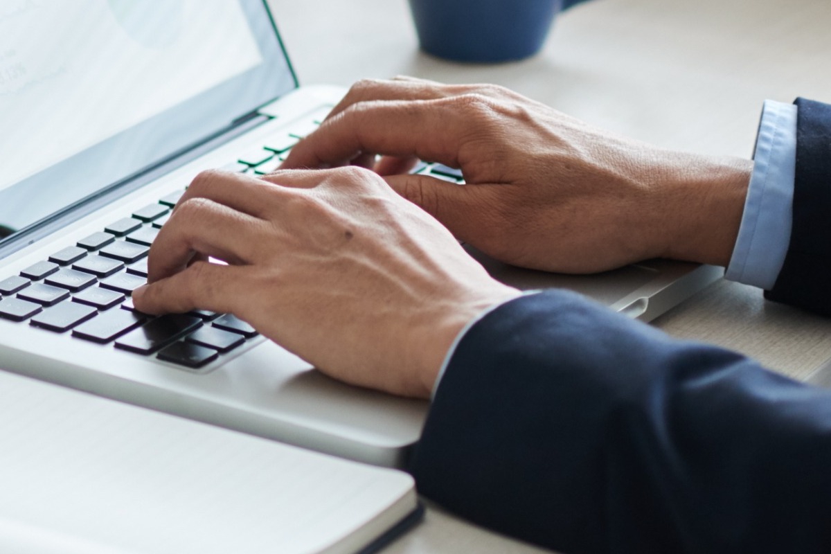 Ψηφιακή Κάρτα Εργασίας: Πώς μετριέται ο χρόνος εργασίας και ποιοι εξαιρούνται – Όλες οι αλλαγές