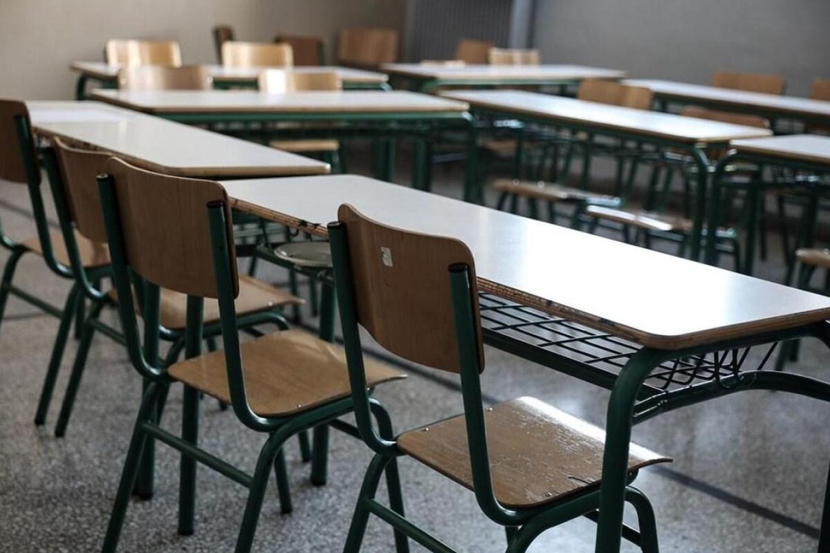 Μαθητής έκανε χρήση ναρκωτικών μέσα σε σχολείο της Δυτικής Αχαΐας ‑ Μεταφέρθηκε στο νοσοκομείο του Ρίου με σπασμούς