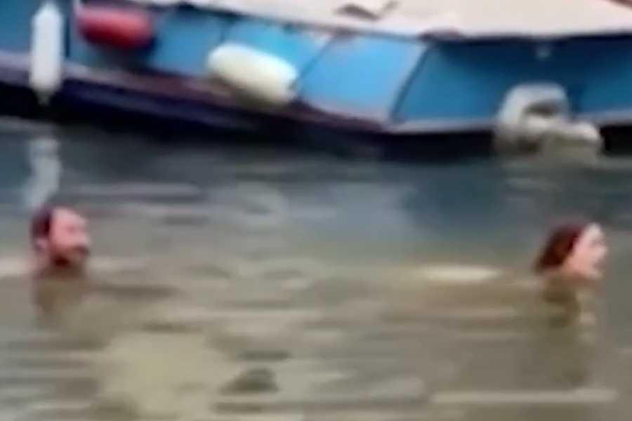 Βίντεο: Ζευγάρι βουτάει σε κανάλι της Βενετίας, τρώει πρόστιμο και του απαγορεύεται η είσοδος για 48 ώρες