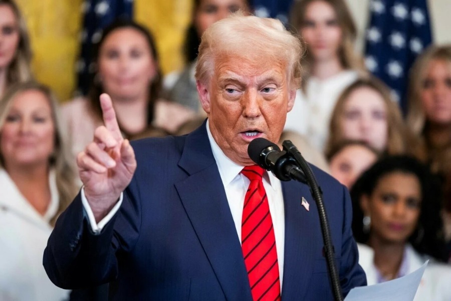 «Είσαι ηλίθια;»: Νέα επίθεση Τραμπ σε δημοσιογράφο - Αφορμή για τη νέα προσβολή του Αμερικανού προέδρου στάθηκε μία ερώτηση σχετικά με τους Αφγανούς στις ΗΠΑ