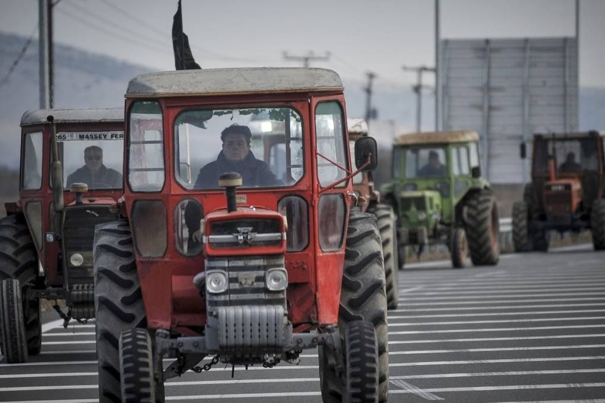 Κλιμάκωση των κινητοποιήσεων αποφάσισαν οι αγρότες - Κλείσιμο και των παρακαμπτήριων οδών αύριο - Ανοιχτοί οι δρόμοι τις γιορτές