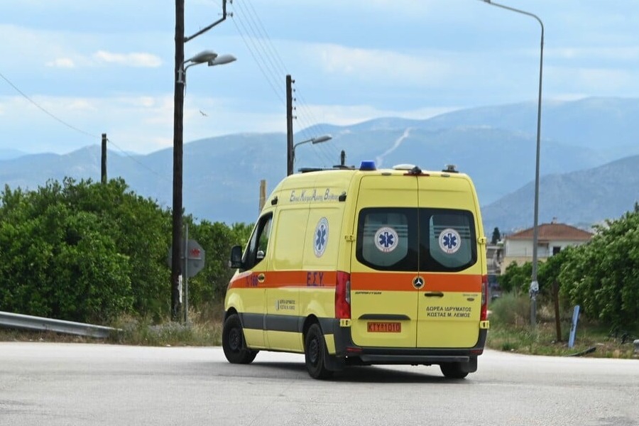 Τροχαίο δυστύχημα στην Κρήτη: Νεκρή 23χρονη οδηγός μηχανής - Μάλια, όταν συγκρούστηκε κάτω από αδιευκρίνιστες συνθήκες, με άλλο δίκυκλο