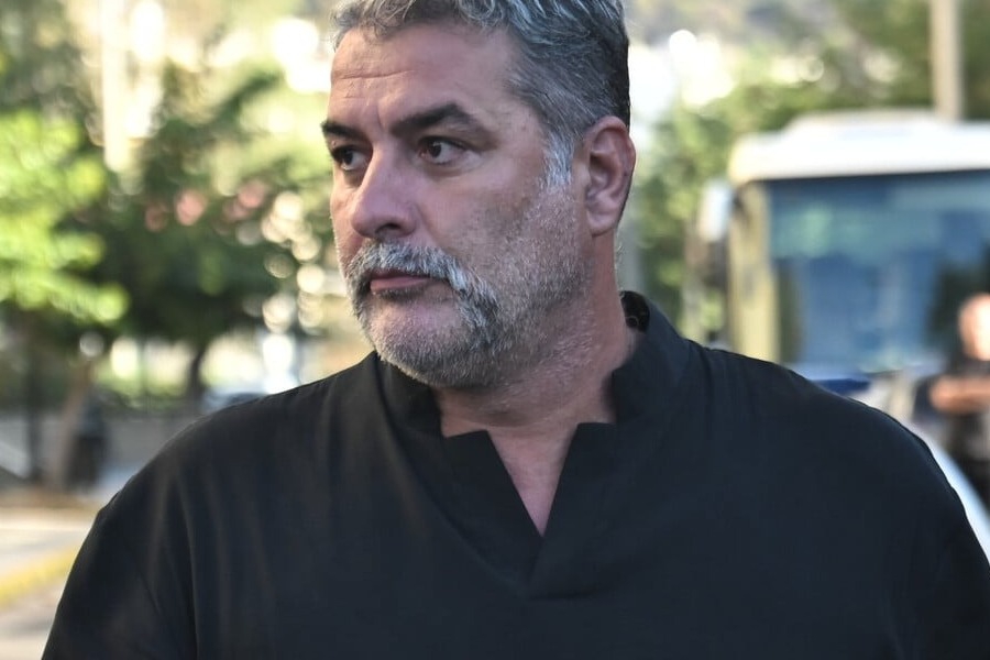 Βασίλης Μπισμπίκης: Βίντεο ‑ ντοκουμέντο δείχνει τον ηθοποιό λίγα λεπτά μετά το τροχαίο στη Φιλοθέη