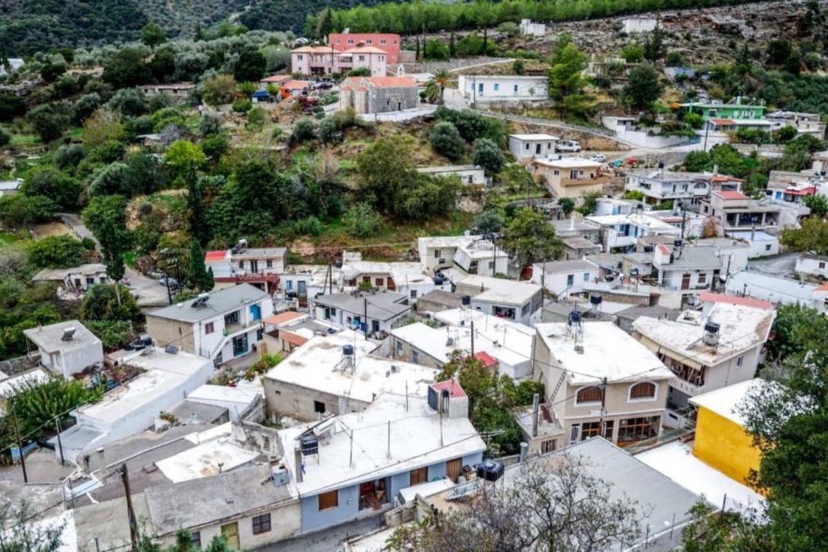 Βορίζια: Συνελήφθη ο γαμπρός του Φανούρη Καργάκη ‑Βρέθηκε καραμπίνα σε σπηλιά ιδιοκτησίας του