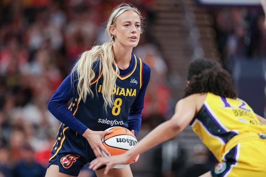 WNBA: Πέταξαν σeξουαλικό βοήθημα σε παίκτρια