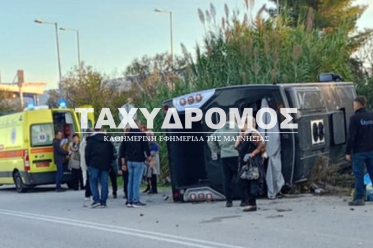 Εκτροπή λεωφορείου με 40 επιβάτες έξω από τον Ριζόμυλο του Βόλου