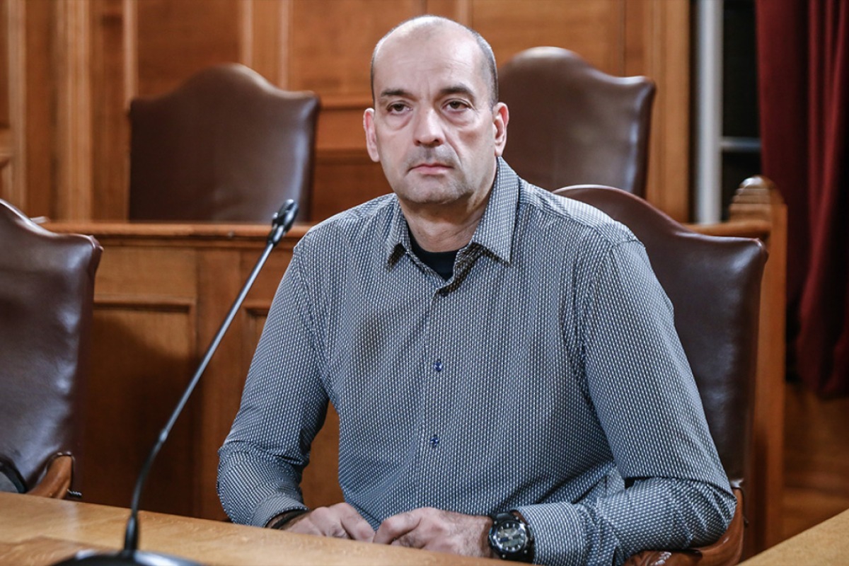 Μαγειρίας στη Βουλή: Με λεφτά που μου δώρισε η μάνα μου αγόρασα τη Ferrari