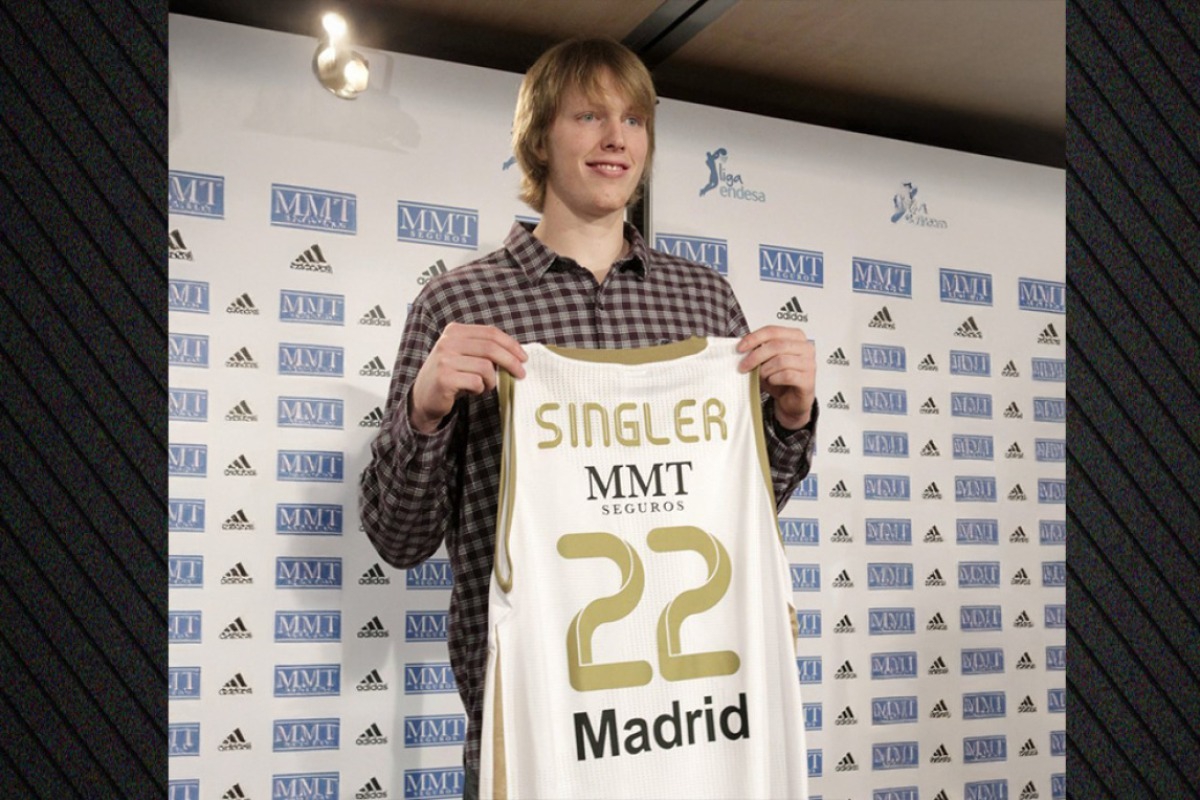 Πρώην άσος του NBA και της Ρεάλ Μαδρίτης κατηγορείται για επίθεση στη σύντροφό του - Ο 37χρονος Κάιλ Σινγκλέρ, ο οποίος για μια επταετία έπαιξε στους Ντιτρόιτ Πίστονς και Οκλαχόμα Θάντερ συνελήφθη με την κατηγορία της ενδοοικογενειακής