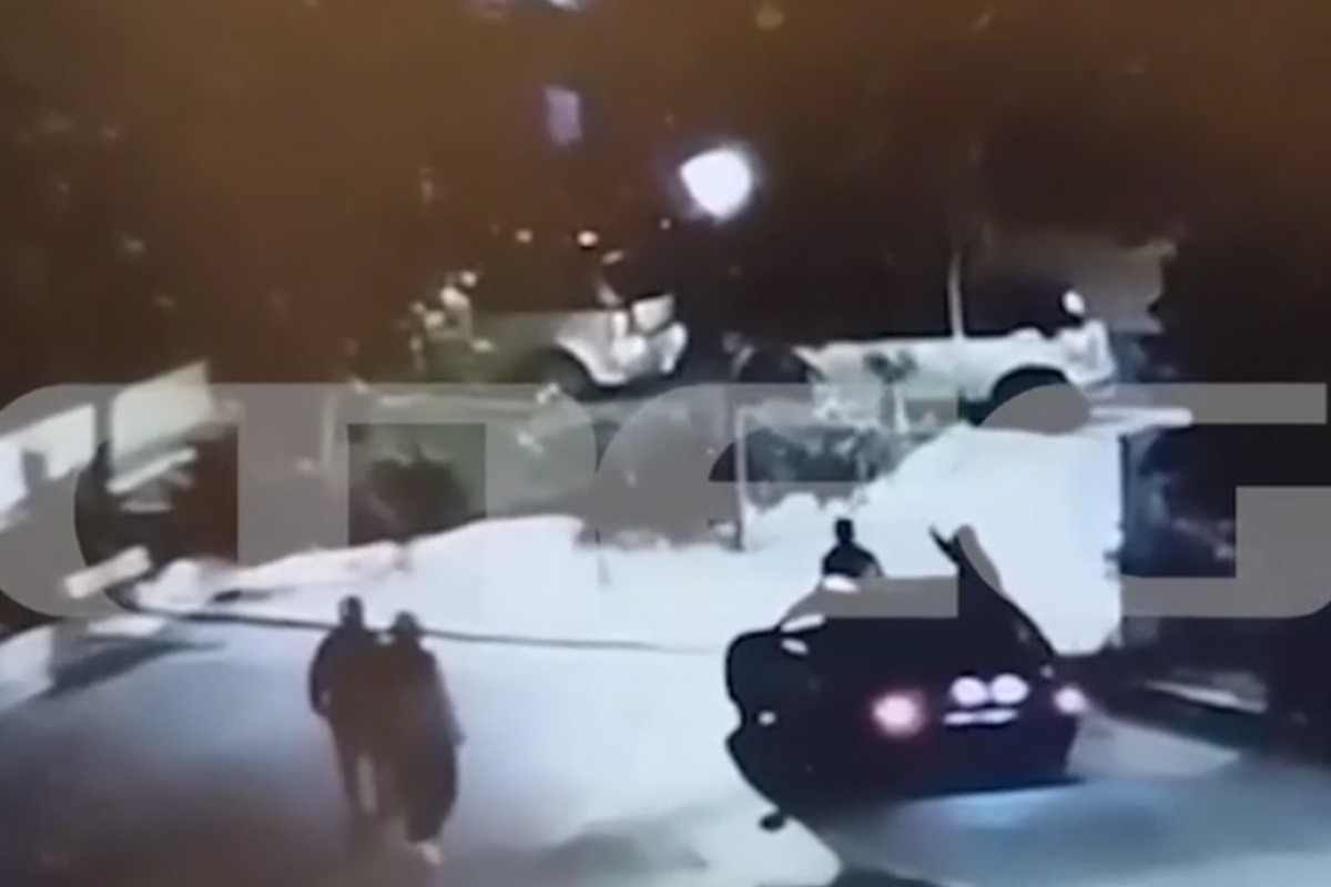 Αναστάτωση σε γειτονιά της Πετρούπολης ‑ Συμμορία ανηλίκων καίει κάδους και προκαλεί φασαρίες