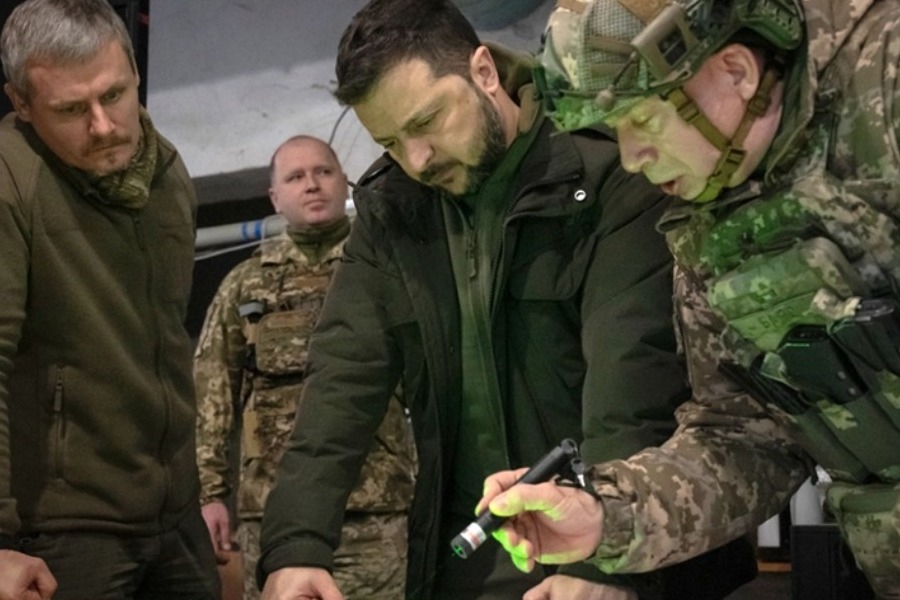 Κάλπη πάνω σε ναρκοπέδιο στην Ουκρανία: Τα σενάρια μετά τη δήλωση Ζελένσκι ότι είναι έτοιμος για εκλογές