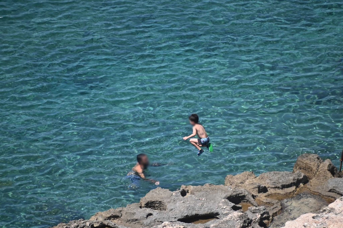 Έκτακτο δελτίο καιρού: Πάνω από 40°C η θερμοκρασία μέχρι την Κυριακή