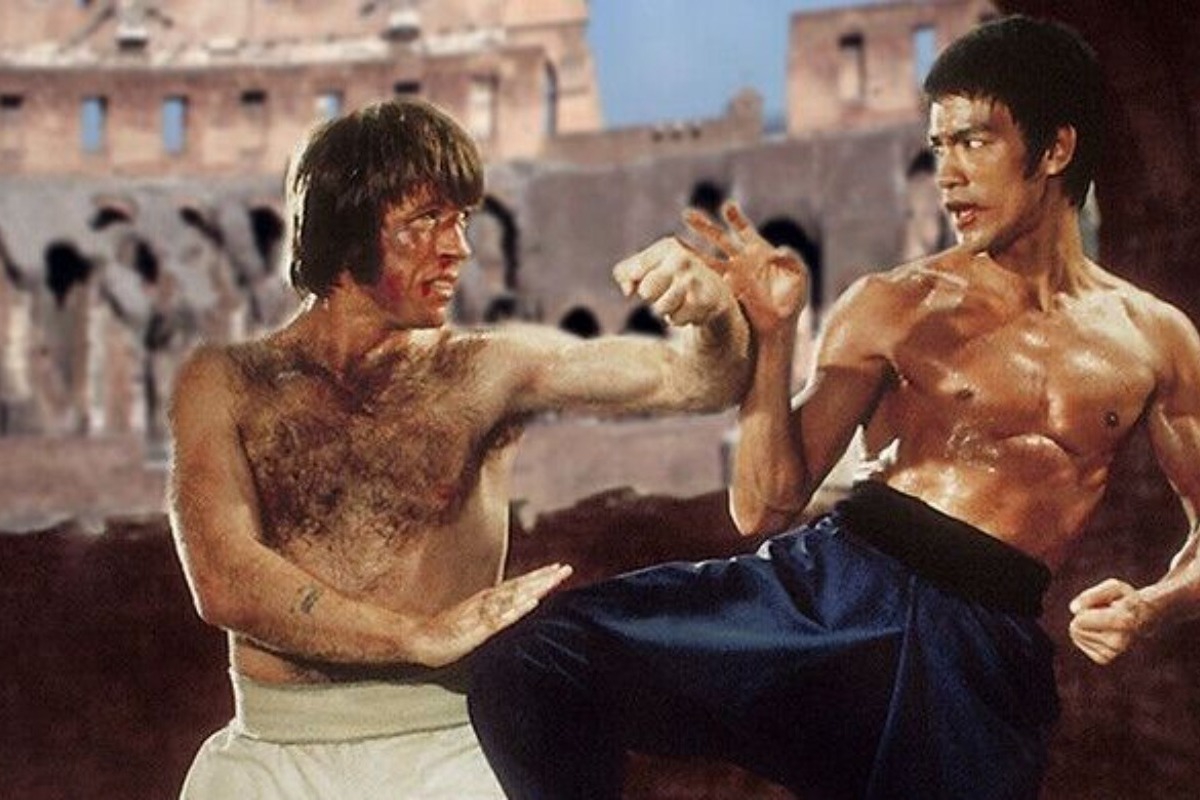 «Θέλω να σκοτώσω τον παγκόσμιο πρωταθλητή»: H επική αναμέτρηση Τσακ Νόρις ‑ Μπρους Λι