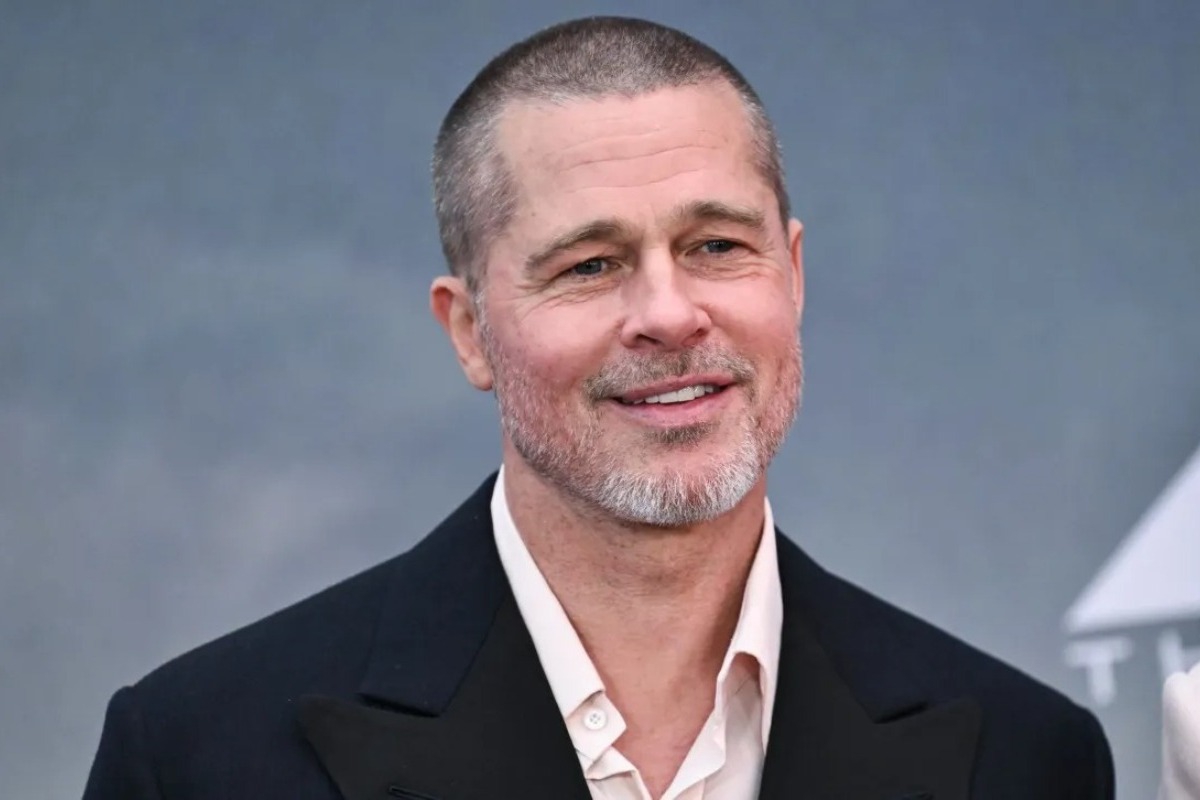 Μπραντ Πιτ: Σήμερα η σκηνή με την τεχνητή βροχή στην Ύδρα ‑ Έρχονται γυρίσματα και στη Νέα Μάκρη