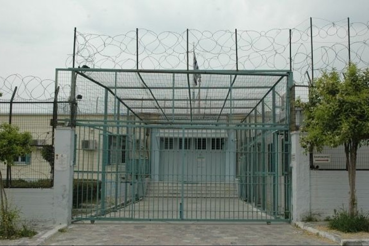 Θύμα άγριας επίθεσης φύλακας στο Ειδικό Σωφρονιστικό Κατάστημα Κράτησης Νέων Βόλου - Οι ελλείψεις σε προσωπικό βάζουν σε κίνδυνο τη ζωή των εργαζομένων και οι αφόρητες συνθήκες κράτησης που επικρατούν δοκιμάζουν του κρατούμενους