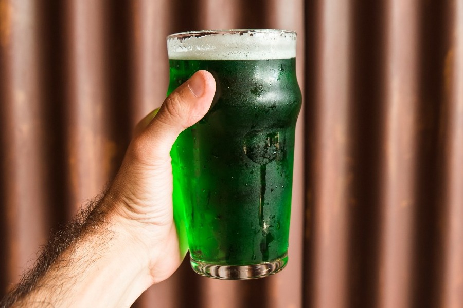 St. Patrick`s Day: Ποιος ήταν ο Αγιος Πατρίκιος και γιατί τον γιορτάζουν σήμερα