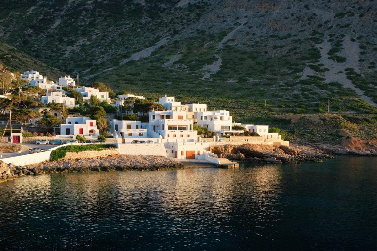 5 ελληνικά νησιά που αξίζει να πας πριν αρχίσει η καλοκαιρινή σεζόν για να τα χαρείς περισσότερο