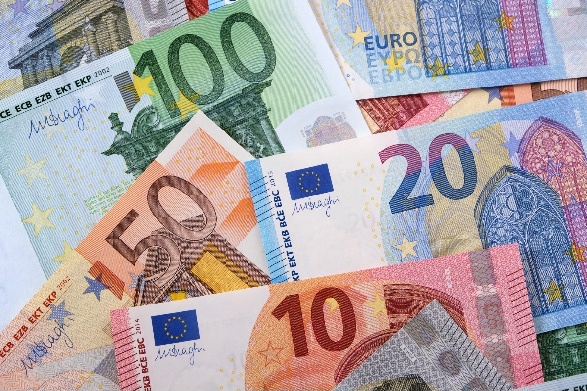 Έκτακτο επίδομα παιδιού έως €900: Αυτοί είναι οι δικαιούχοι - Πώς και πόσα θα πάρουν