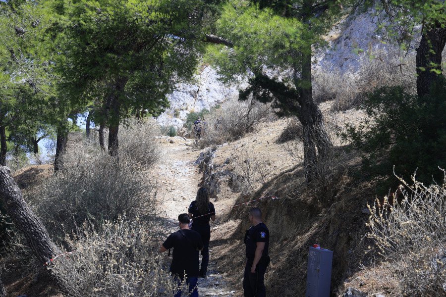 [388865] ΣΟΡΟΣ ΣΕ ΠΡΟΧΩΡΗΜΕΝΗ ΣΗΨΗ ΕΝΤΟΠΙΣΤΗΚΕ ΣΤΟΝ ΛΥΚΑΒΗΤΤΟ    (ΓΙΩΡΓΟΣ ΚΟΝΤΑΡΙΝΗΣ / EUROKINISSI)